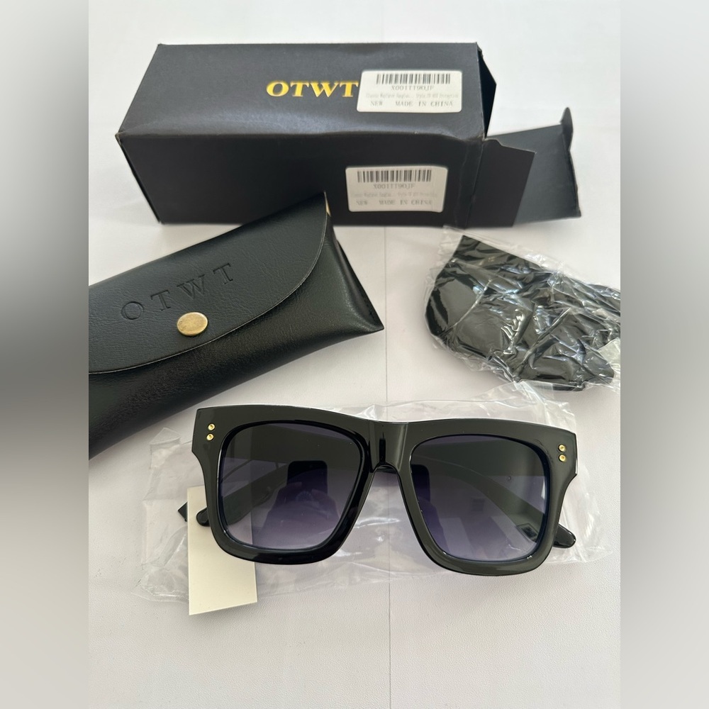 Women’s Square Sunglasses